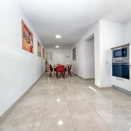 Flaminia - Jacuzzi And Foosball - Just 400m From The By Lanzarote 别墅