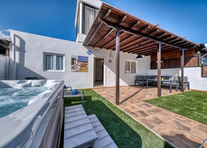 Villa Flaminia - Jacuzzi And Foosball - Just 400m From The By Lanzarote *