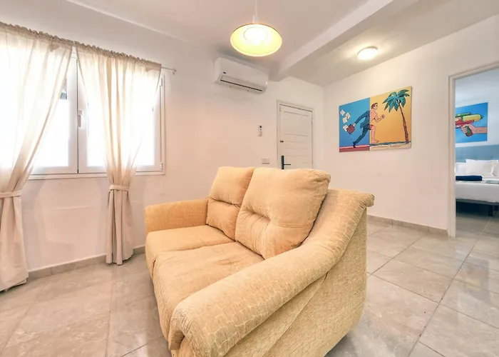 Flaminia - Jacuzzi And Foosball - Just 400m From The By Lanzarote Villa